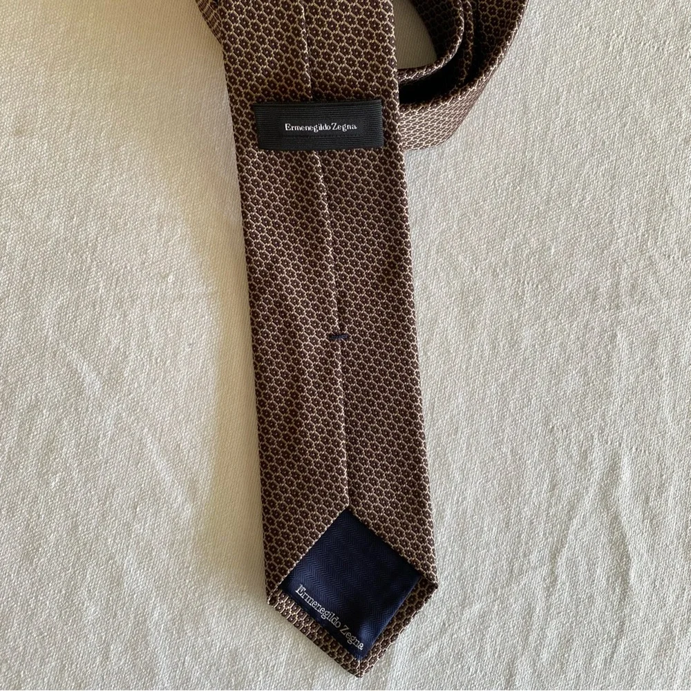 Ermenegildo Zegna Geometric Pattern Silk Tie Made in Italy